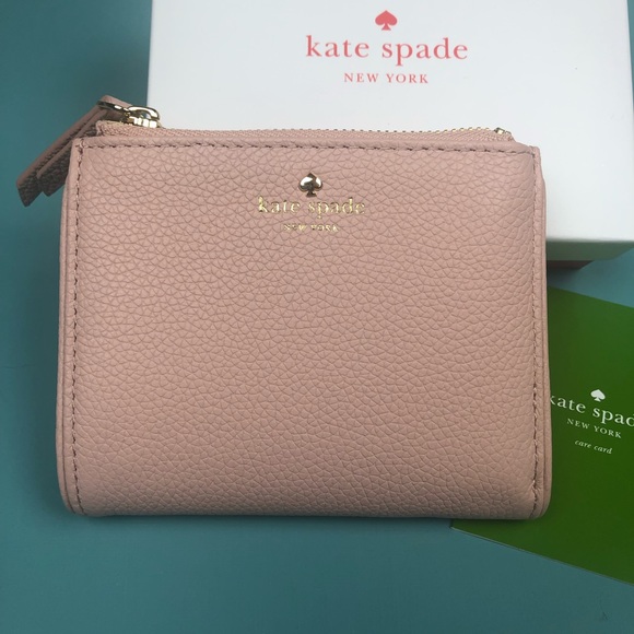 kate spade Handbags - NEW Kate Spade Malea Small Larchmont Avenue Wallet